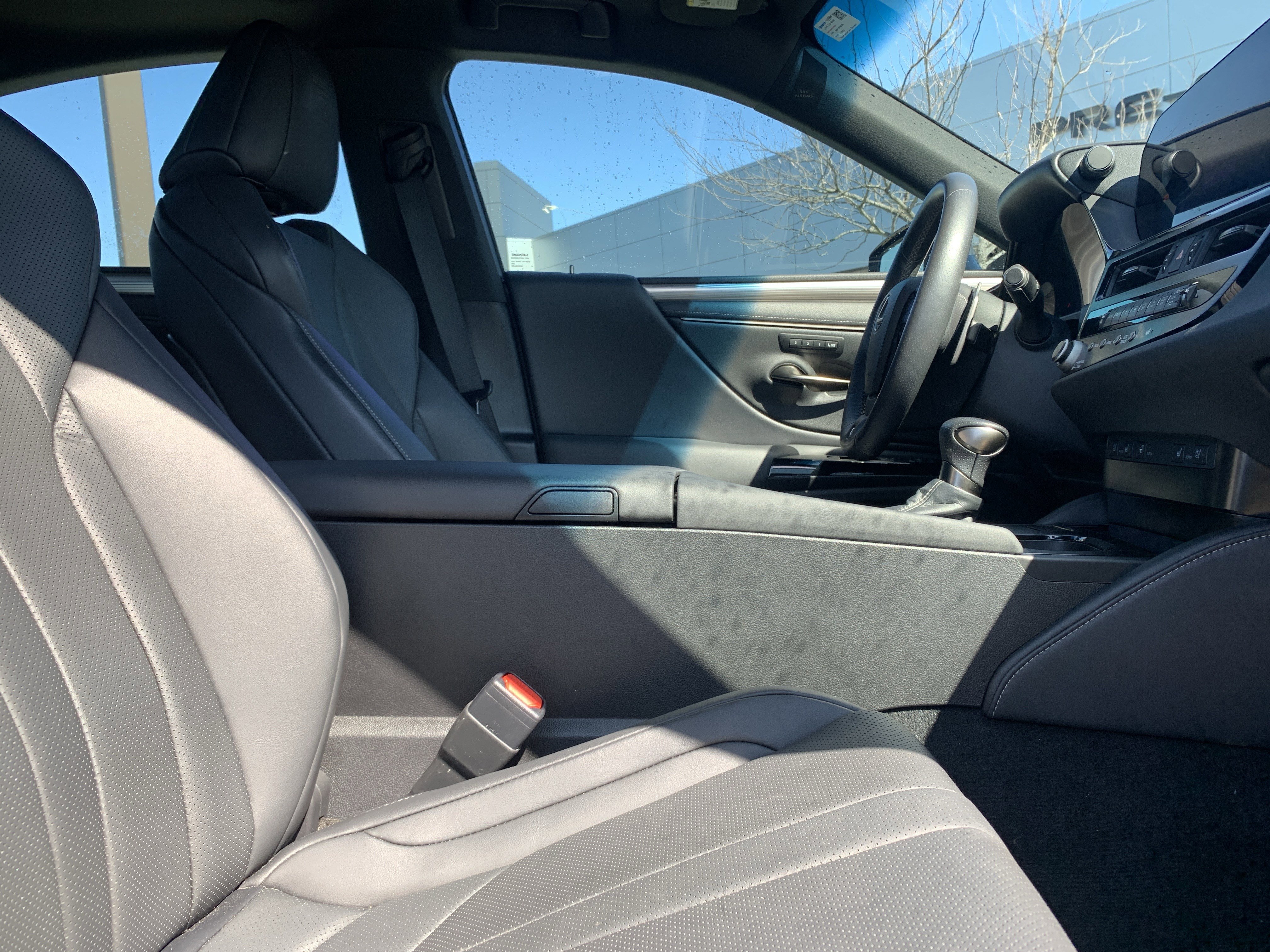 Certified 2023 Lexus ES 350 F Sport w/ Accessory Package (Z2) image 35