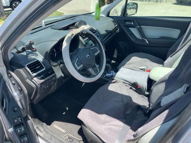Used 2017 Subaru Forester 2.5i Touring AWD/4WD image 12
