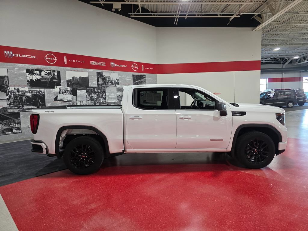 Used 2023 GMC Sierra 1500 Elevation image 2