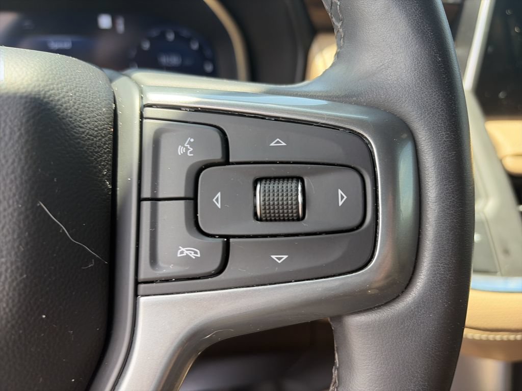 Used 2023 Chevrolet Tahoe Premier w/ Premium Package 2 AWD/4WD image 23