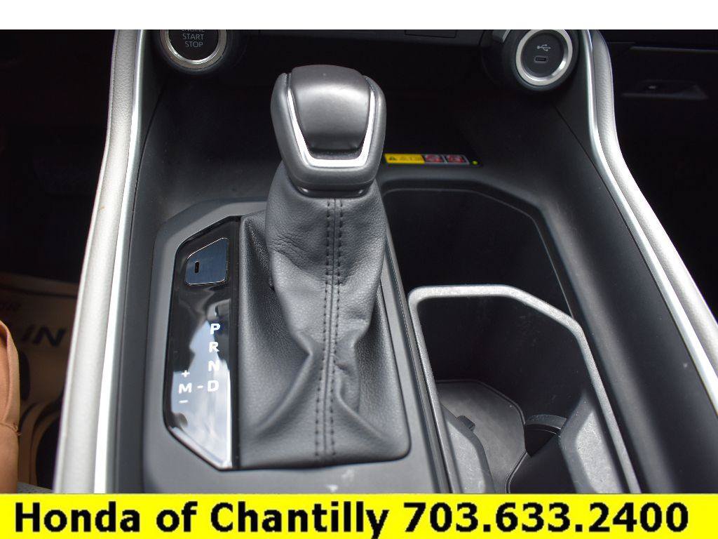 Used 2025 Toyota Grand Highlander AWD image 17