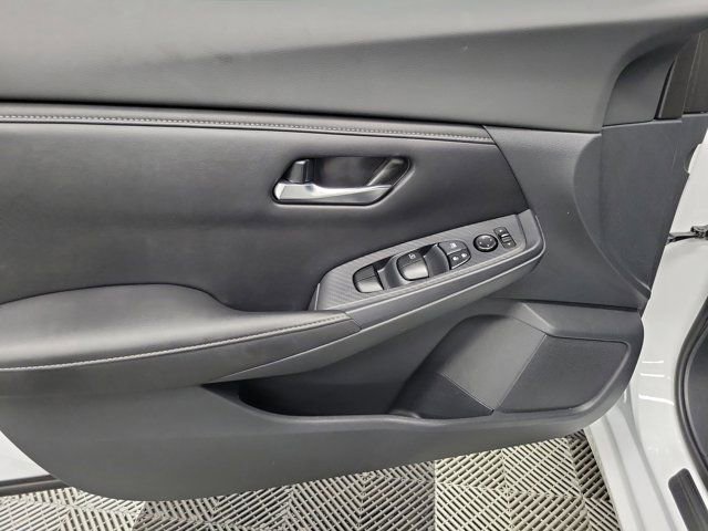 Certified 2021 Nissan Sentra SV FWD image 51