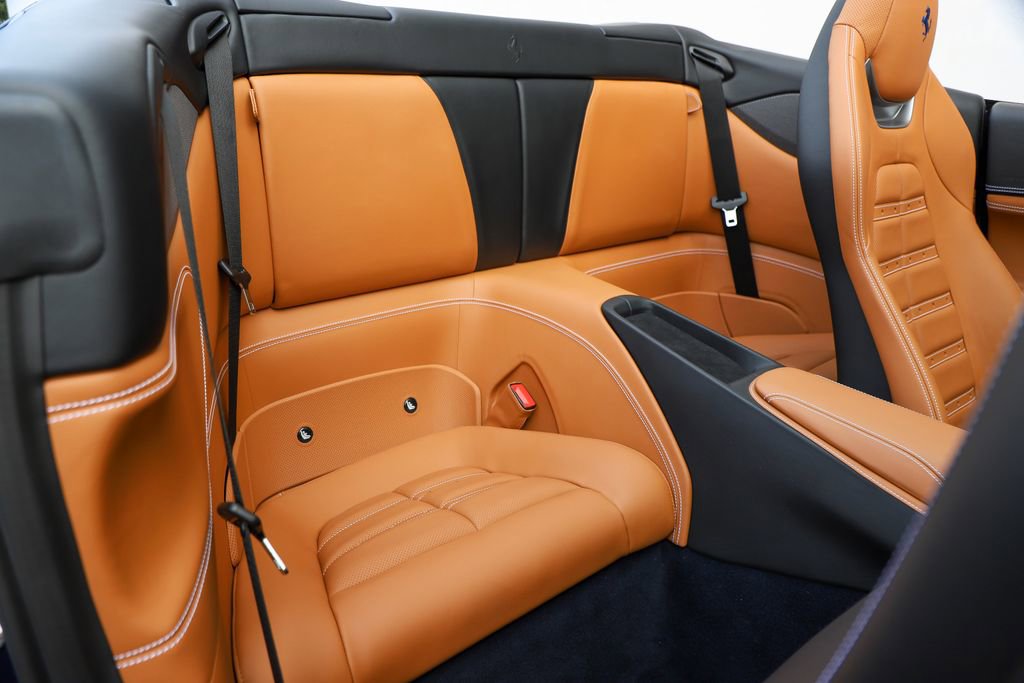 Certified 2023 Ferrari Portofino M image 11