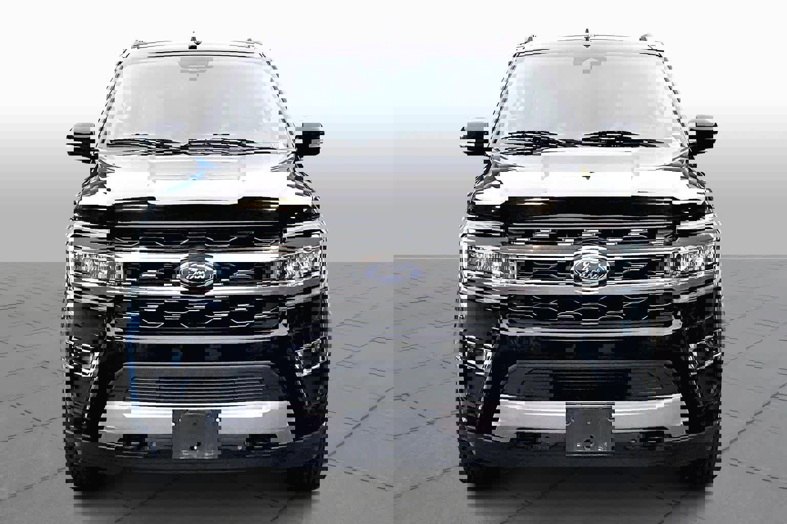 Used 2023 Ford Expedition Limited image 6