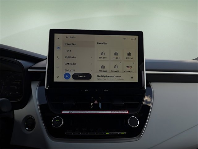 Used 2026 Toyota Corolla SE w/ SE Package image 11