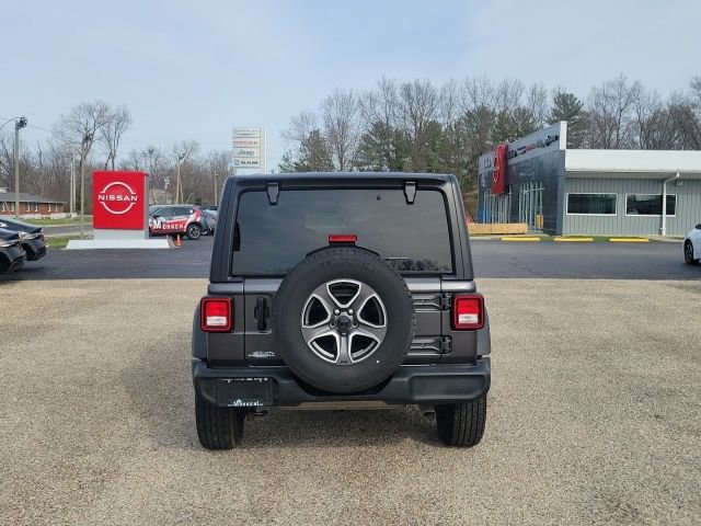 Used 2022 Jeep Wrangler Unlimited Sport image 4