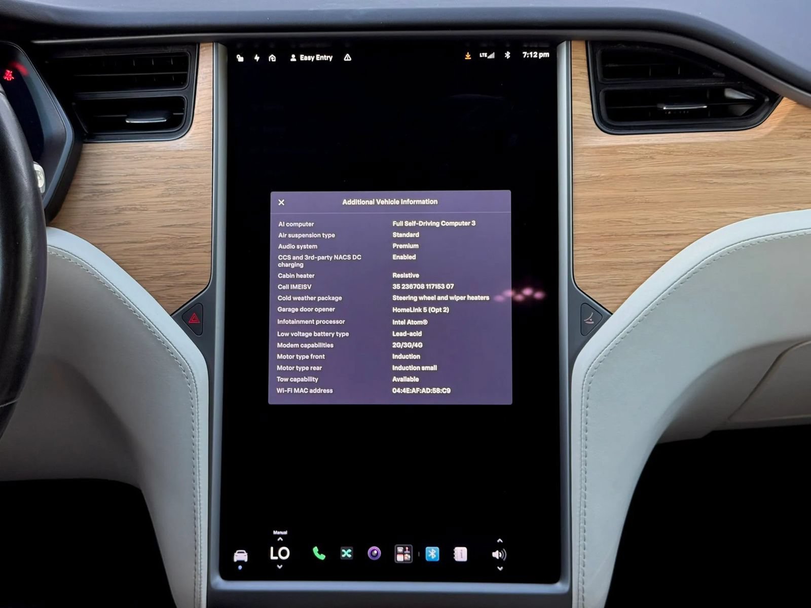 Used 2018 Tesla Model X 100D AWD/4WD image 15