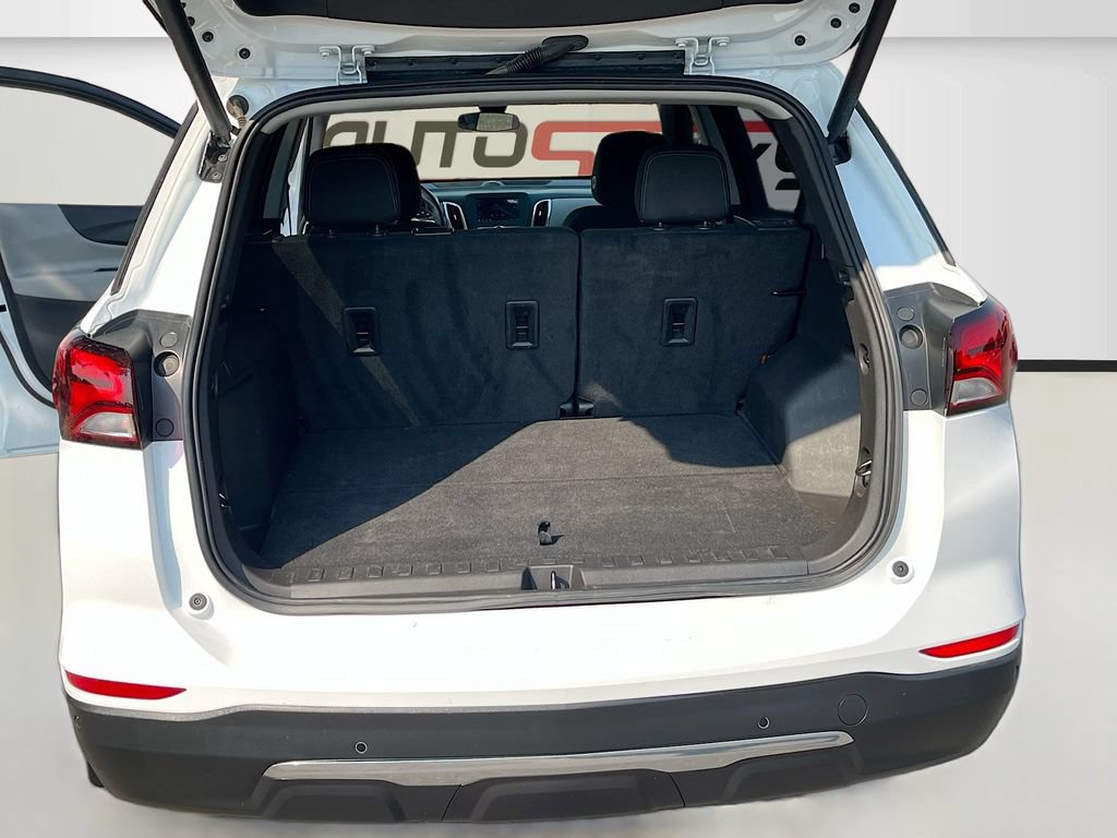 Used 2023 Chevrolet Equinox LT w/ Driver Convenience Package AWD/4WD image 25