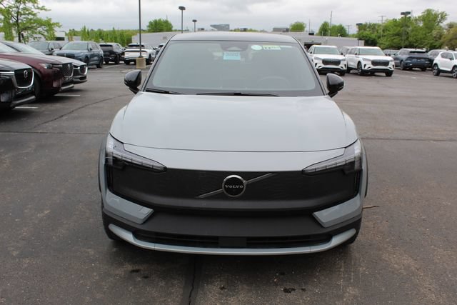 New 2026 Volvo EX30 Cross Country Ultra w/ Protection Package Premier AWD/4WD image 8