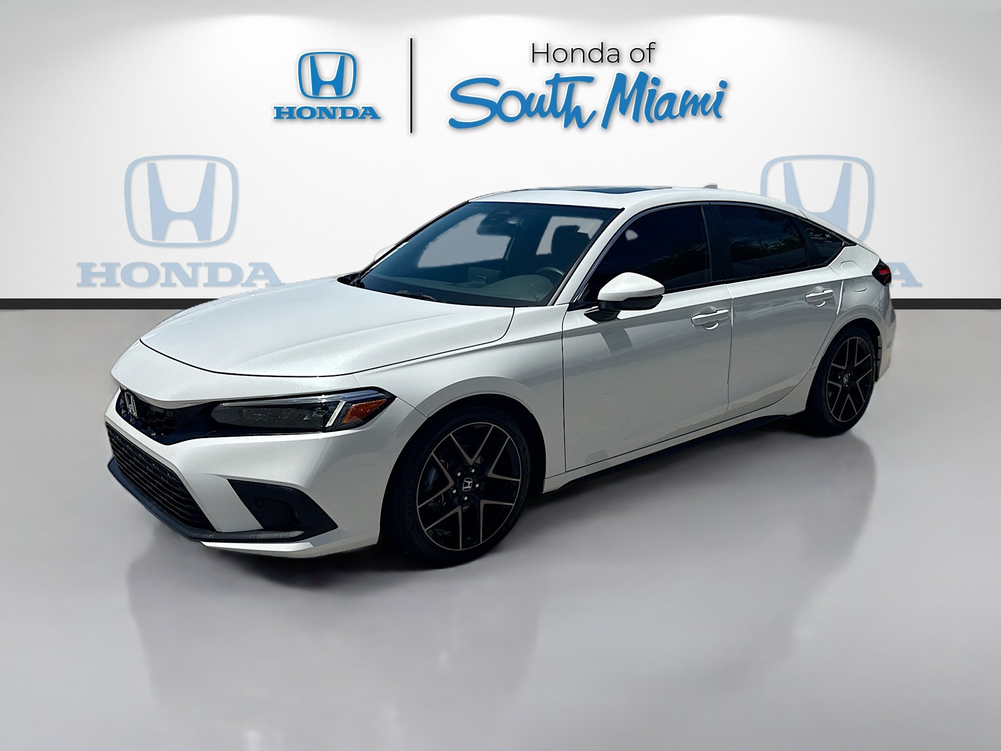 Certified 2024 Honda Civic Sport Touring image 3
