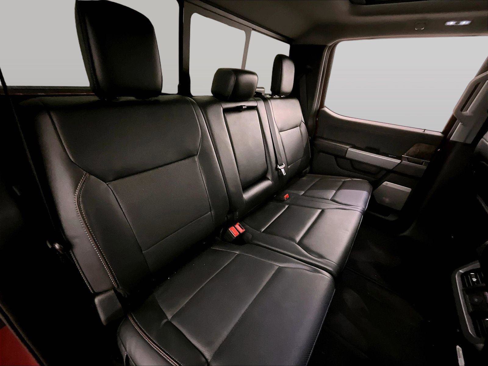 Used 2024 Ford F250 Lariat w/ Sport Appearance Package image 26