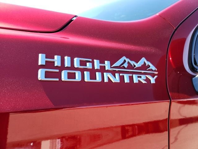 Certified 2021 Chevrolet Suburban High Country w/ Premium Package AWD/4WD image 51