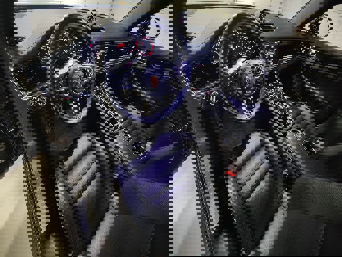 Used 2018 Porsche Panamera 4S image 32