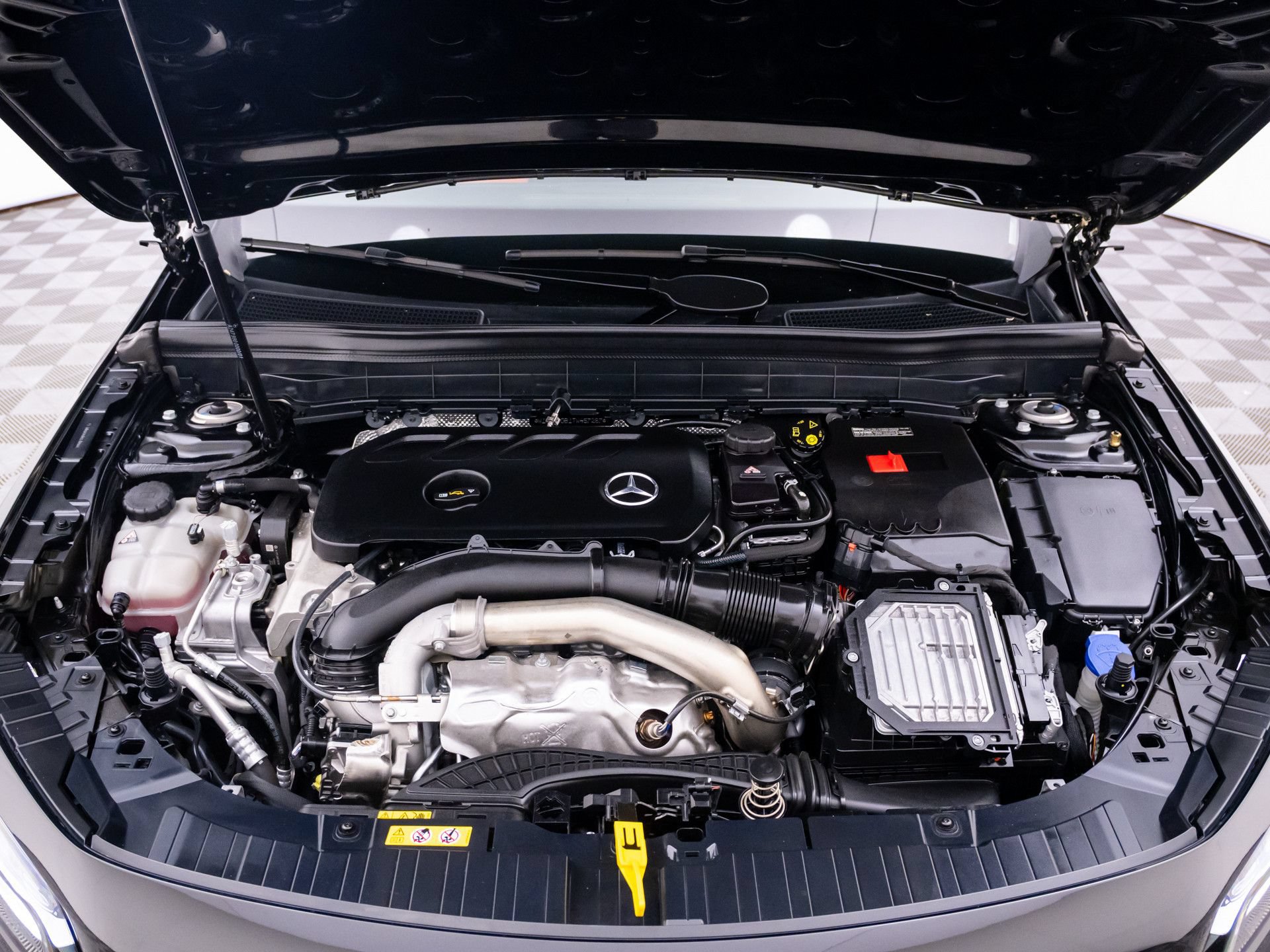 Used 2026 Mercedes-Benz GLB 250 image 31