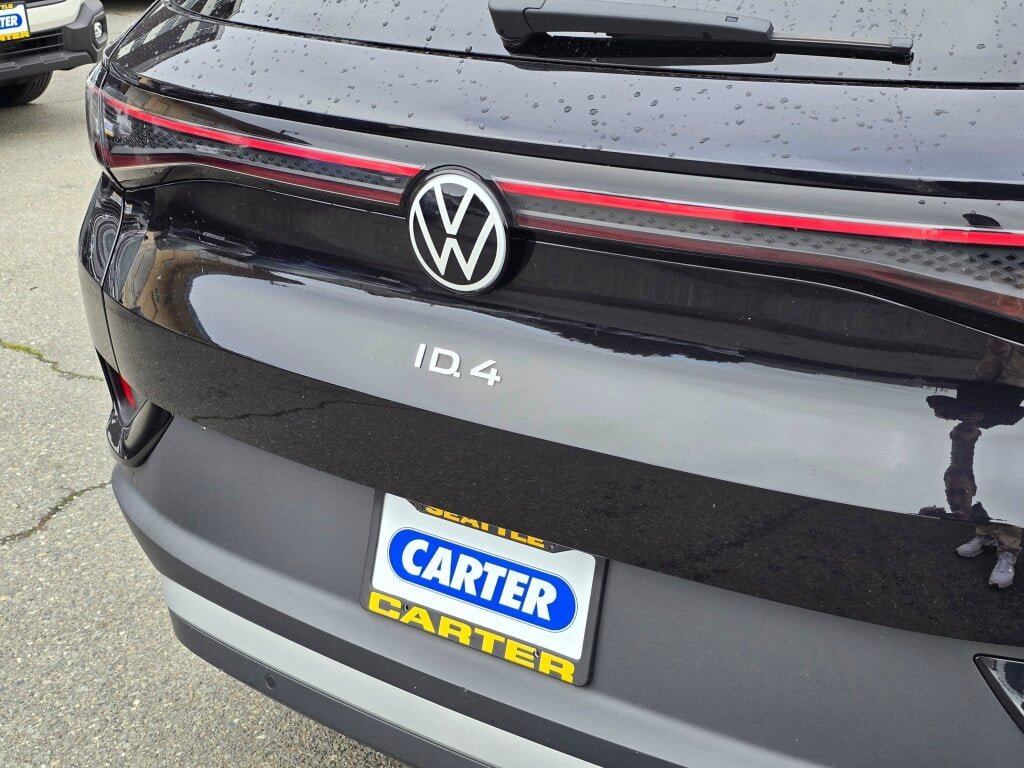 Used 2023 Volkswagen ID.4 Pro S Plus AWD/4WD image 17