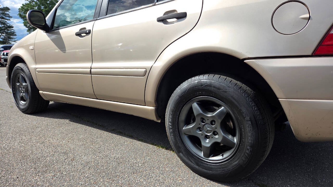 Used 2001 Mercedes-Benz ML 320 4MATIC image 8