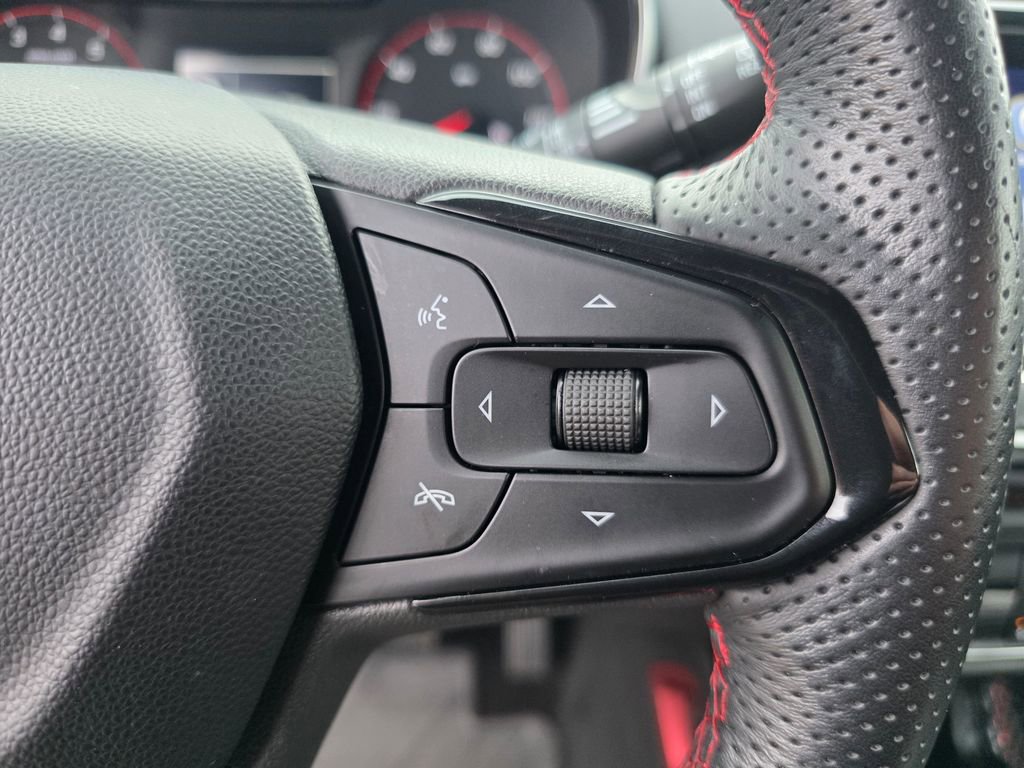 Used 2023 Chevrolet TrailBlazer RS w/ Convenience Package image 22