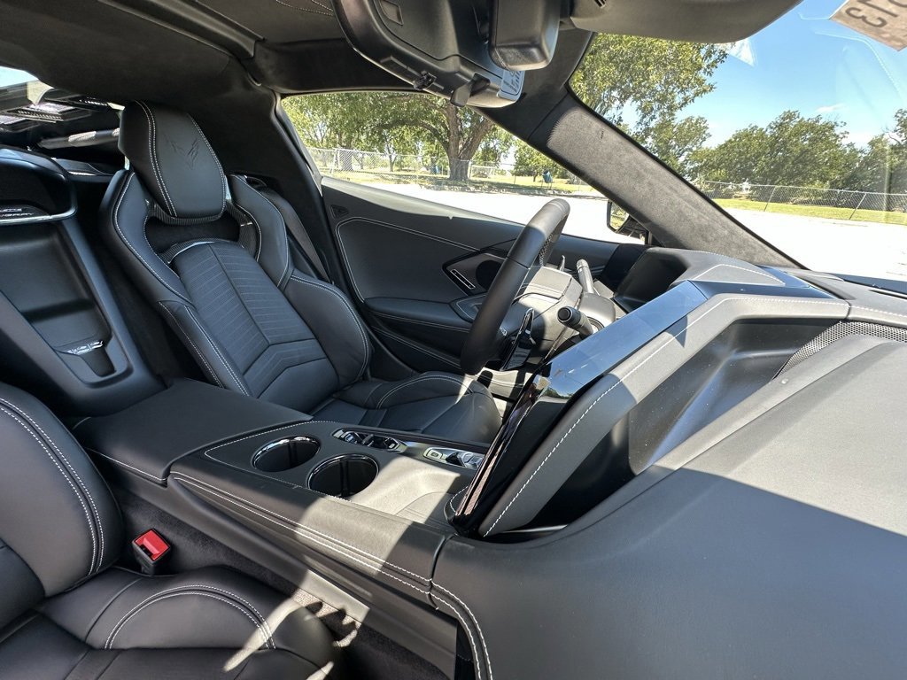New 2026 Chevrolet Corvette Stingray Premium Cpe w/ Stealth Interior Trim Package image 27