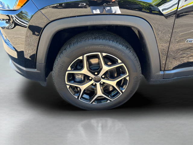 Used 2025 Jeep Compass Limited AWD/4WD image 21