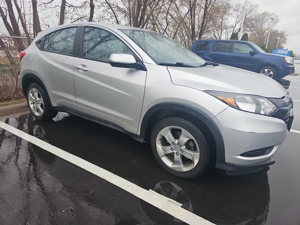 Used 2016 Honda HR-V LX video 2