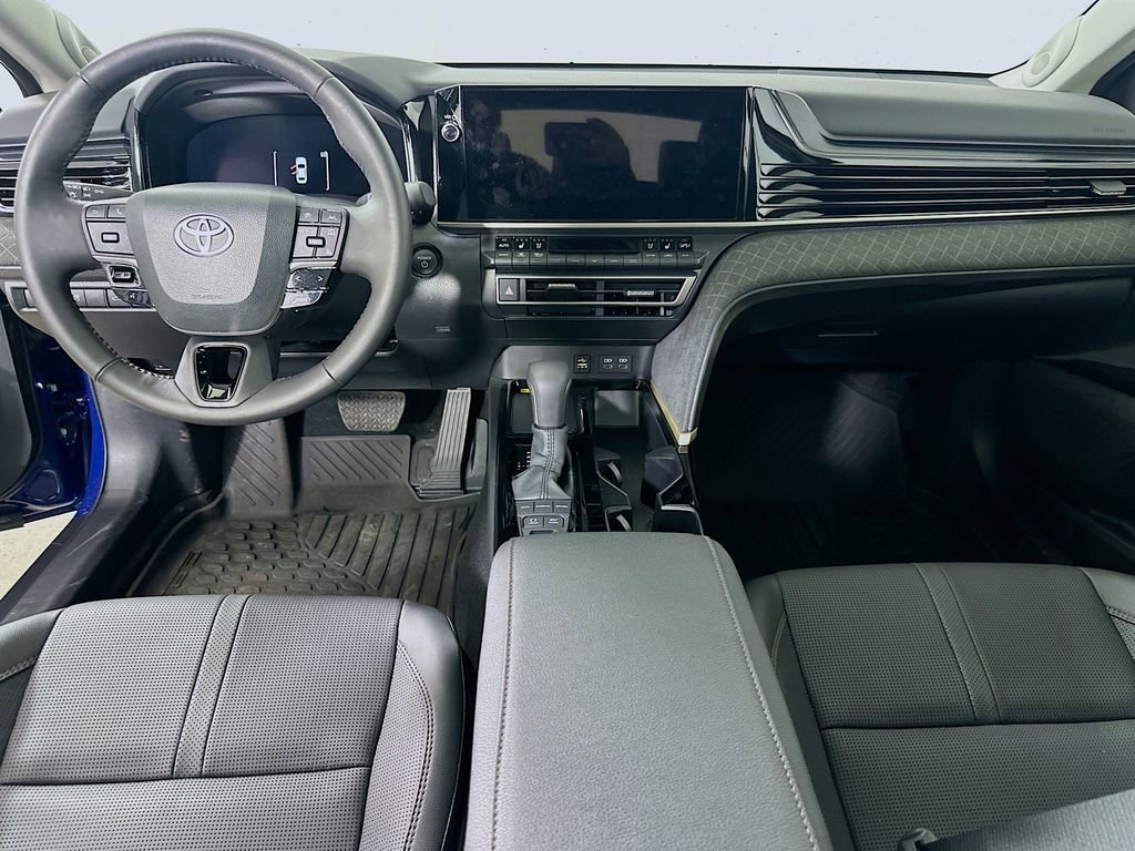 Used 2025 Toyota Camry XLE w/ Premium Package image 18