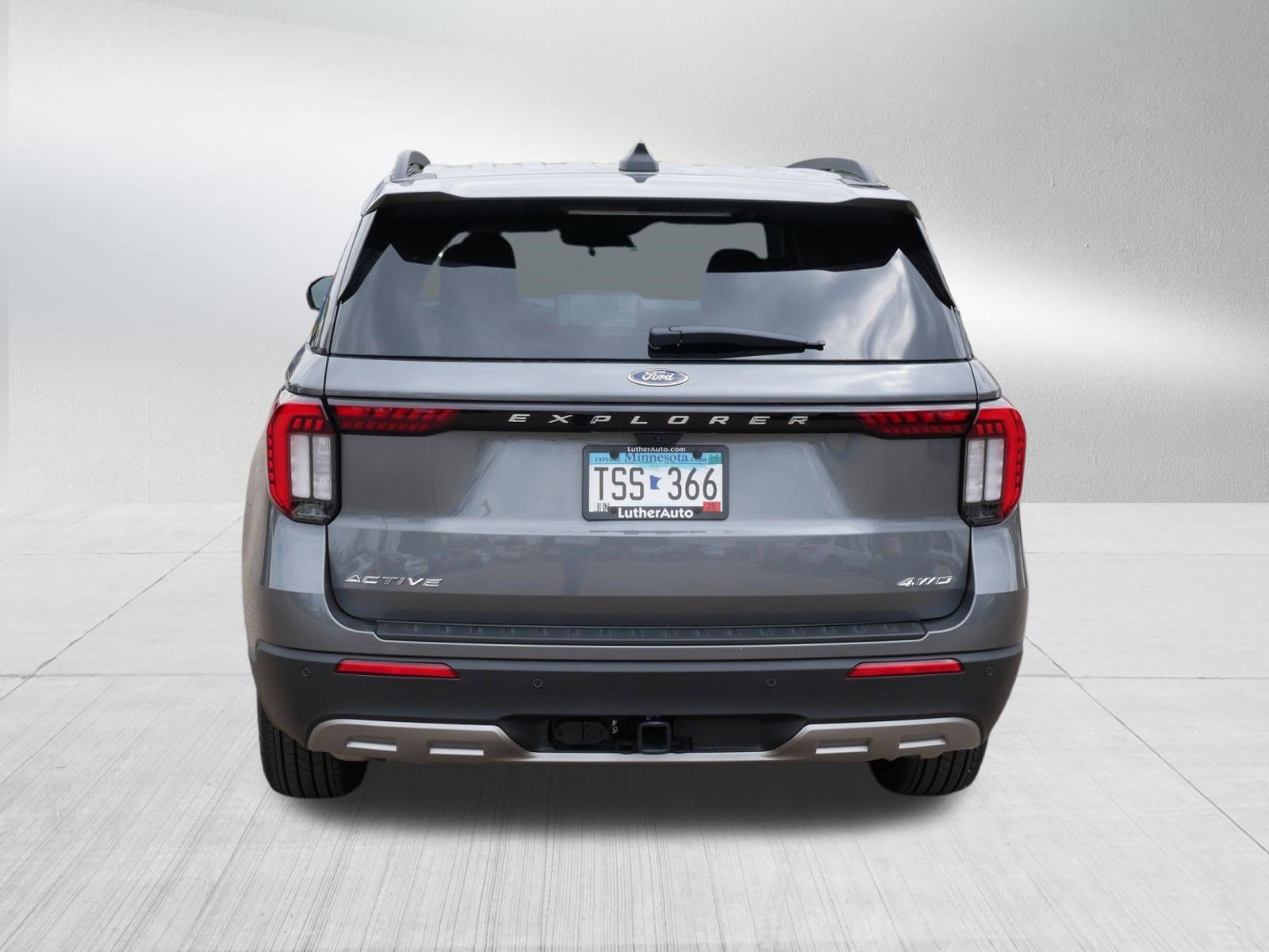 Used 2026 Ford Explorer Active w/ Active Comfort Package AWD/4WD image 6