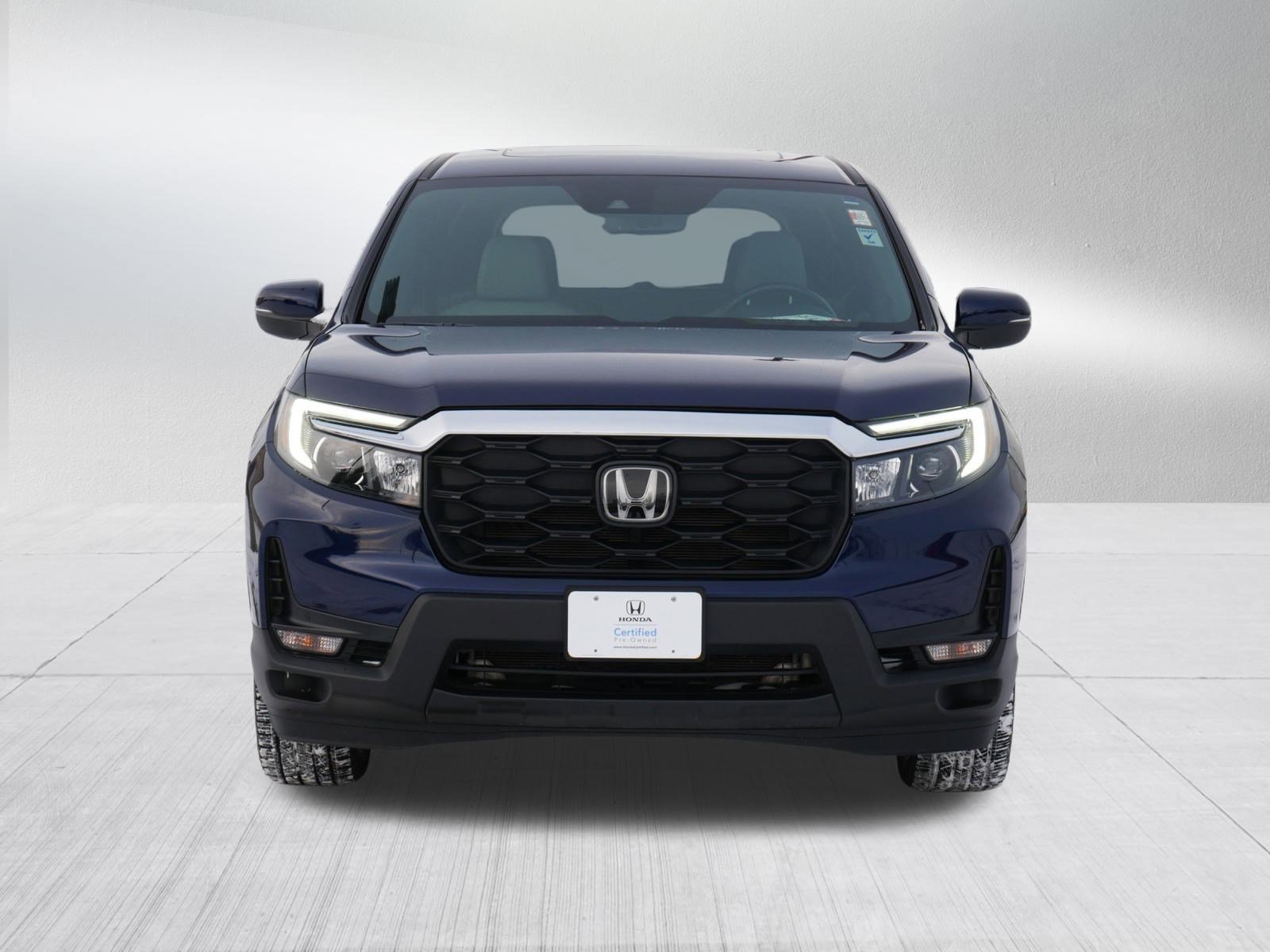 Certified 2025 Honda Passport EX-L image 2