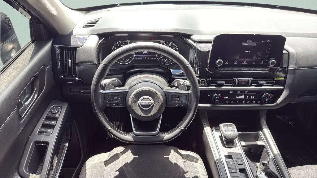 Used 2024 Nissan Pathfinder SV FWD image 20