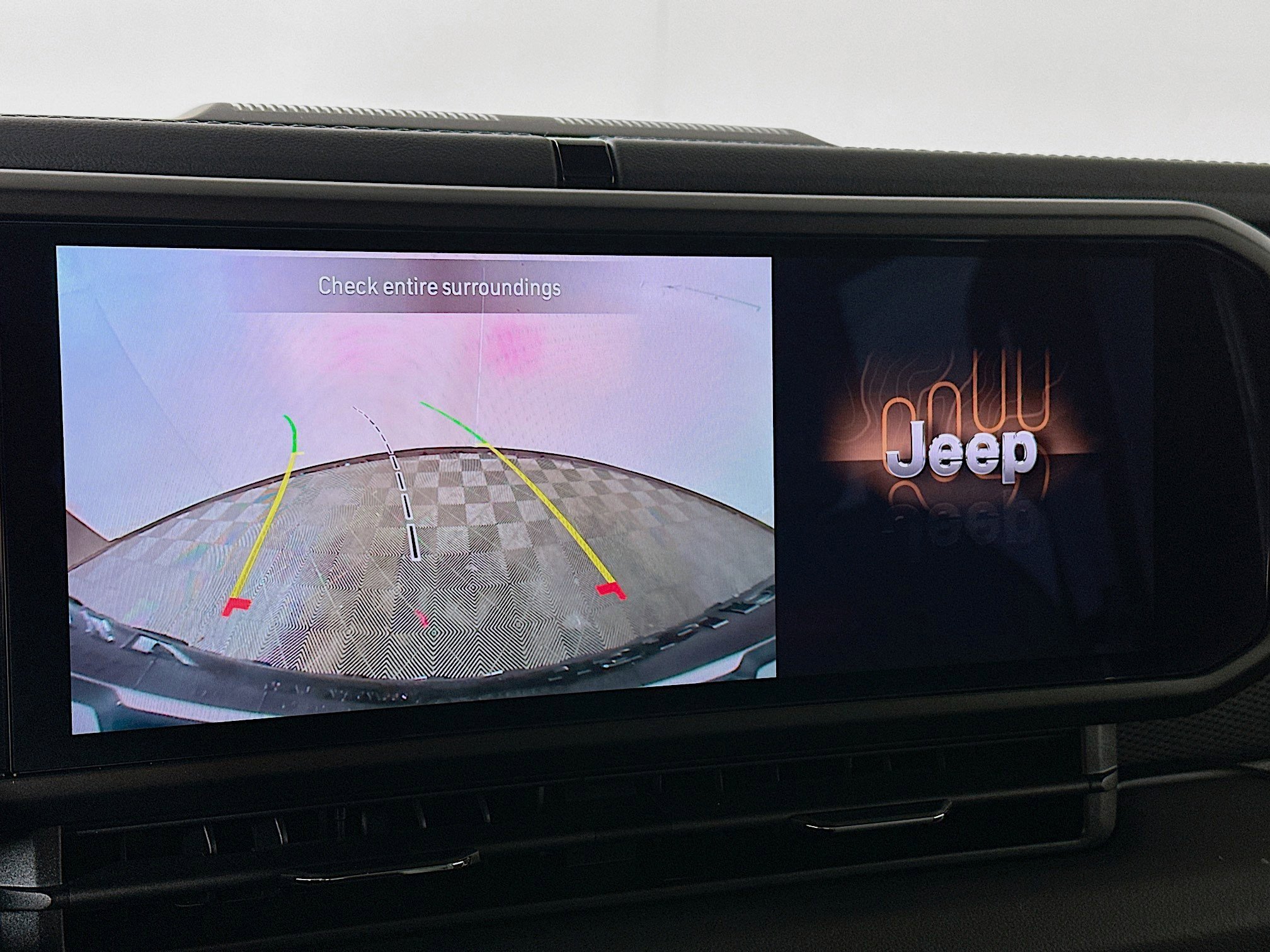 Used 2025 Jeep Wrangler Unlimited Rubicon w/ Convenience Group image 13