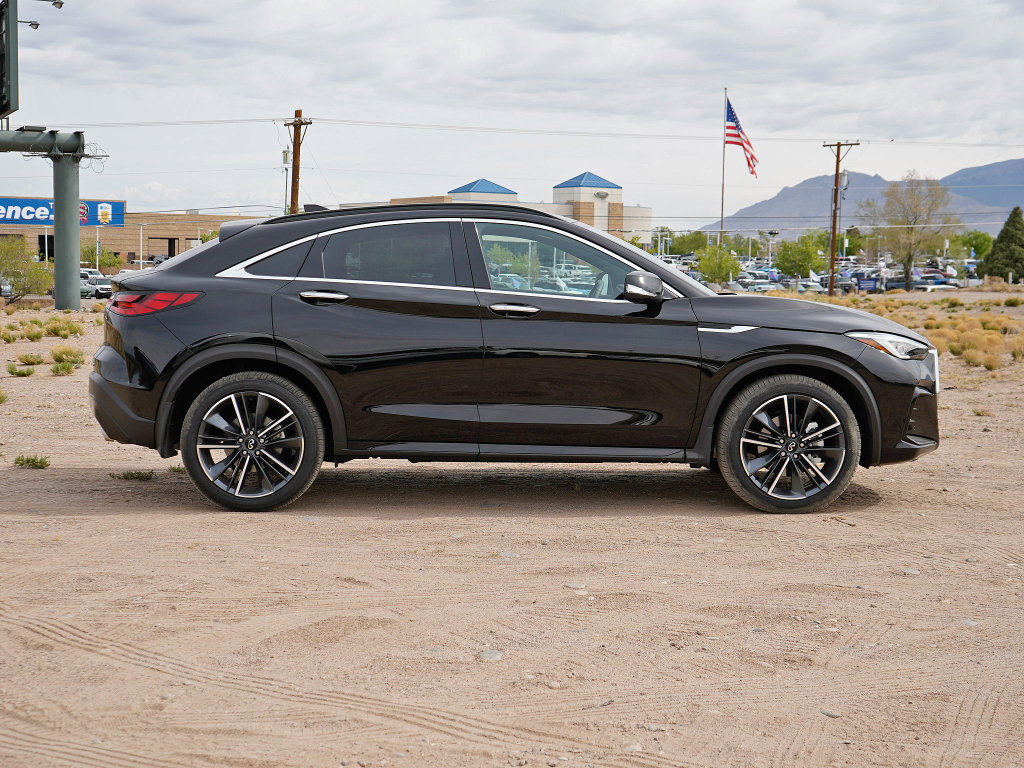 Used 2025 INFINITI QX55 Essential image 6