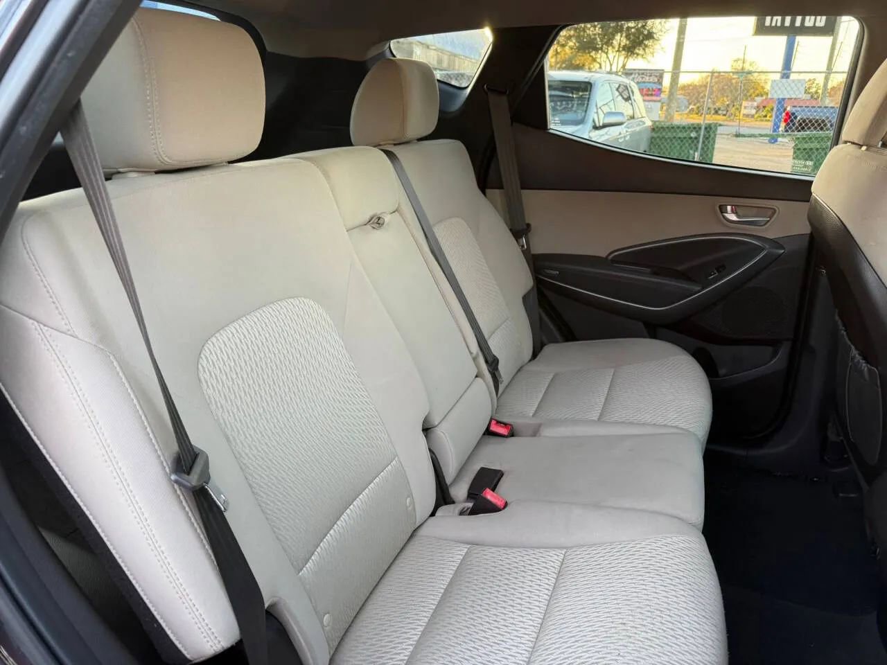 Used 2018 Hyundai Santa Fe Sport FWD image 16