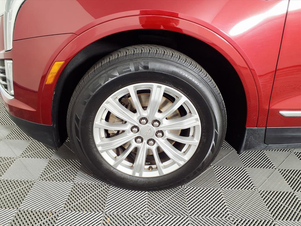 Used 2019 Cadillac XT5 FWD image 7