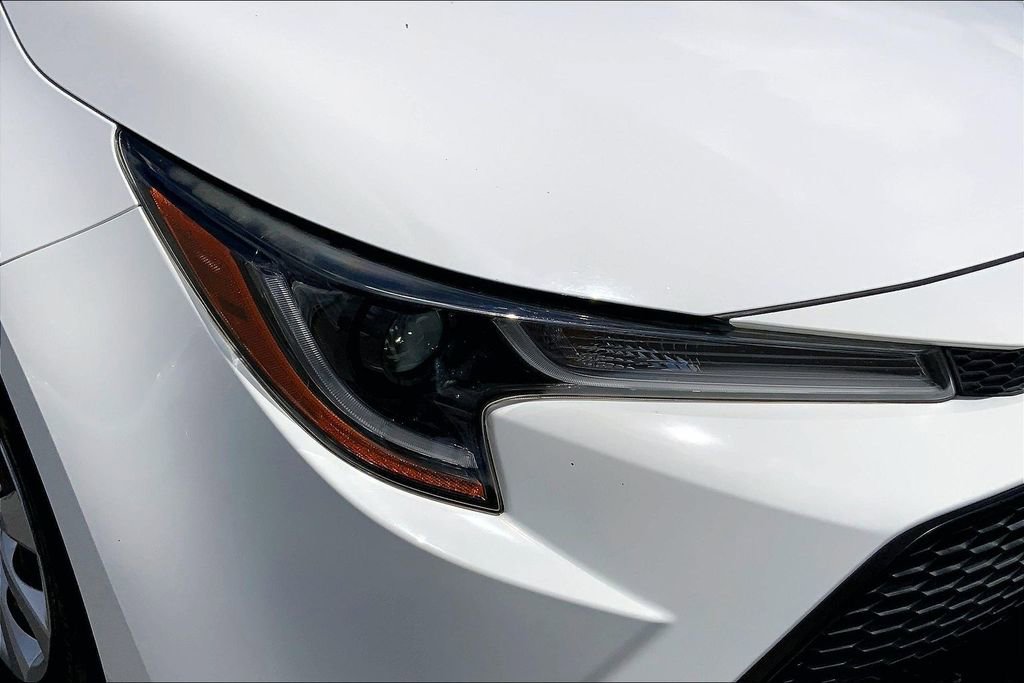 Used 2020 Toyota Corolla LE FWD image 27