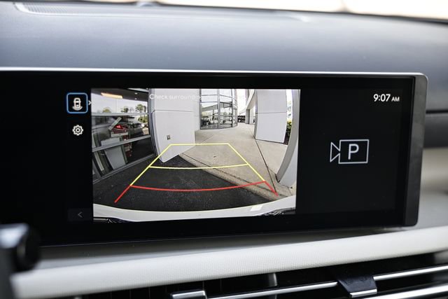 Certified 2025 Hyundai Tucson SE FWD image 35