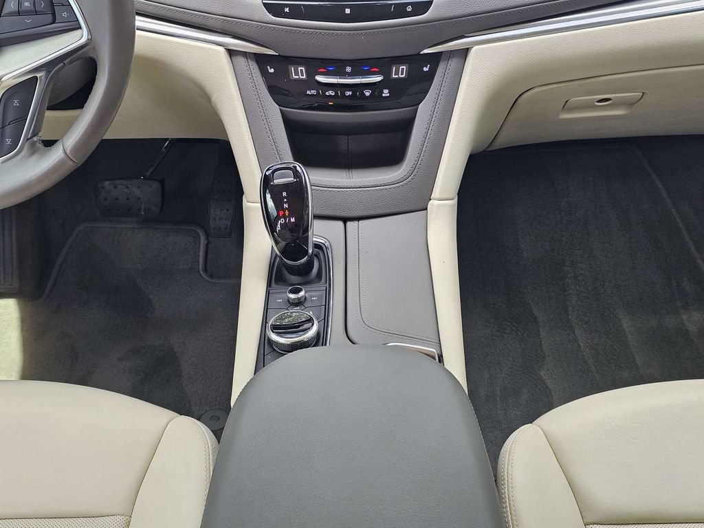Used 2021 Cadillac XT5 Premium Luxury AWD/4WD image 22
