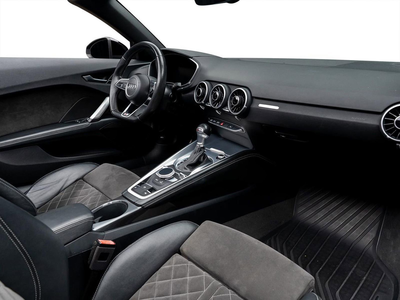 Used 2020 Audi TT 2.0T w/ S Line Competition Package image 2