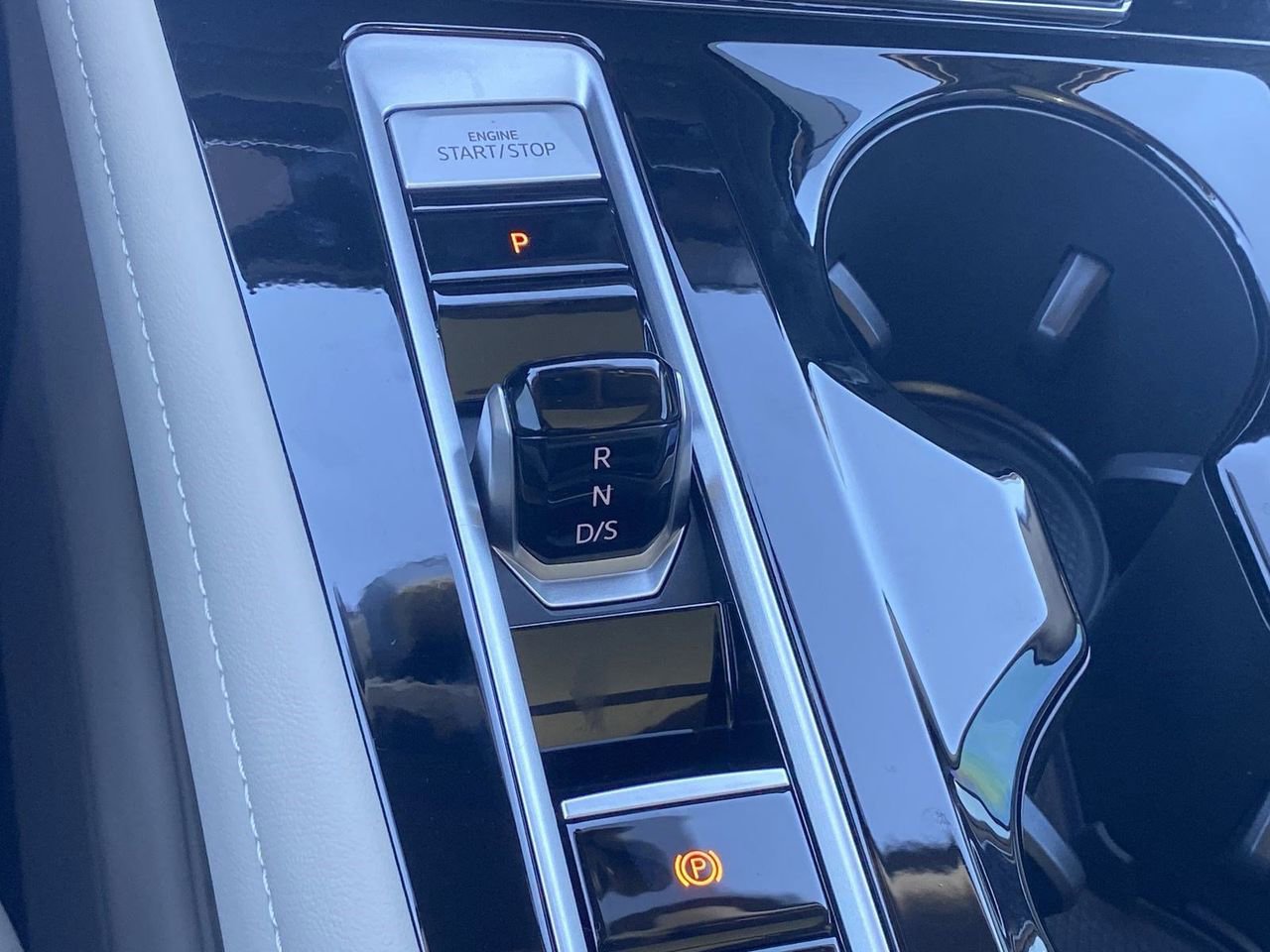 New 2026 Volkswagen Atlas SE image 26