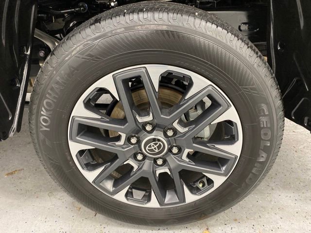 Used 2024 Toyota Tundra Limited image 10