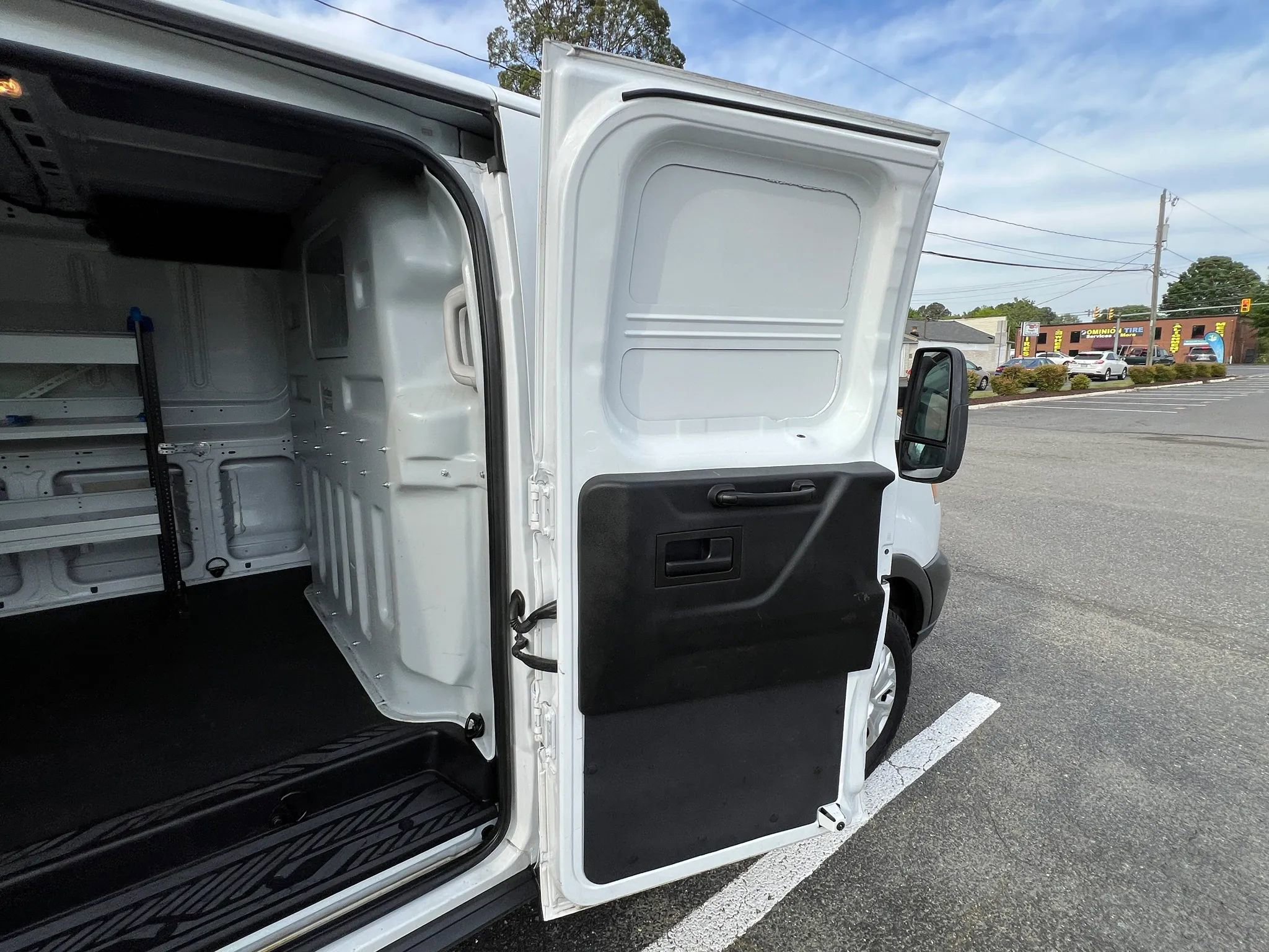 Used 2015 Ford Transit 250 130 Low Roof w/ Exterior Upgrade Package RWD image 42