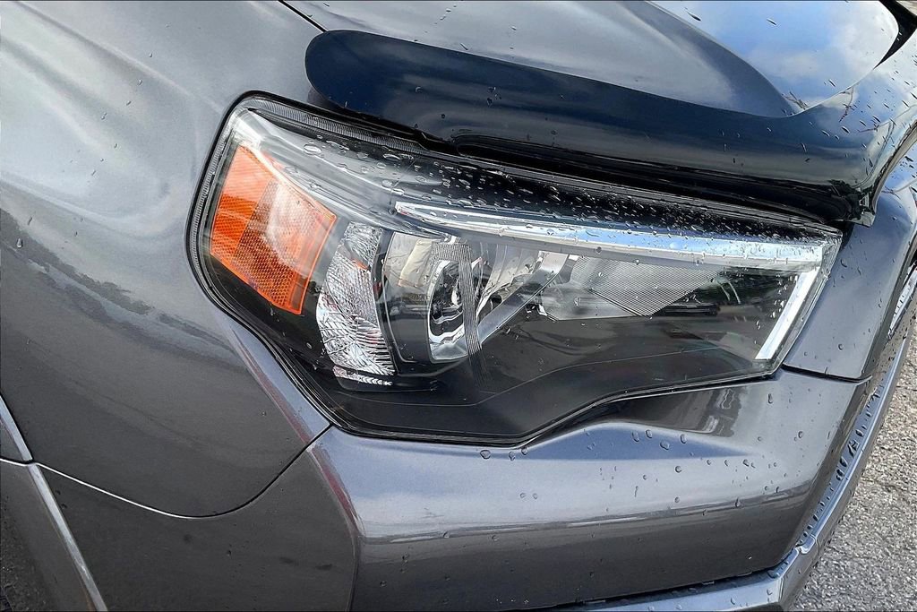 Used 2023 Toyota 4Runner TRD Sport AWD/4WD image 31