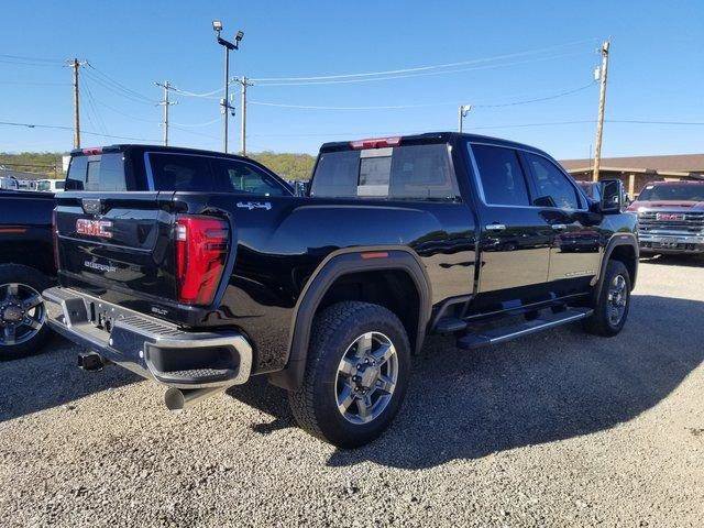 New 2025 GMC Sierra 2500 SLT w/ SLT Premium Package AWD/4WD image 5