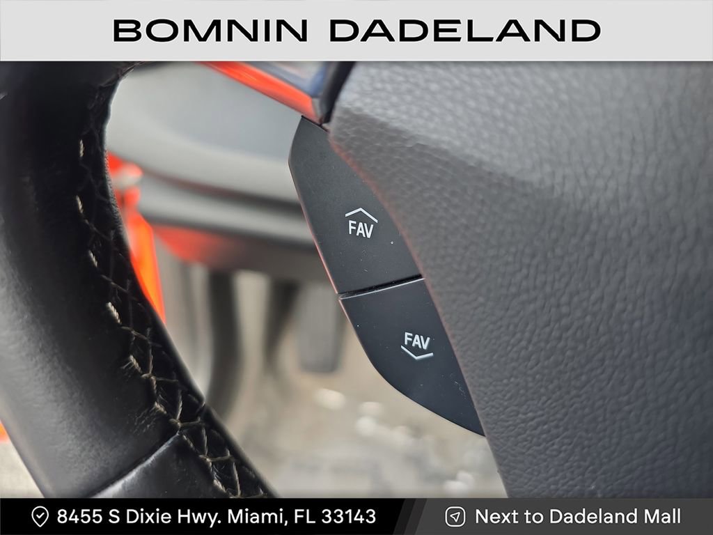 Used 2021 Chevrolet Camaro LT image 27