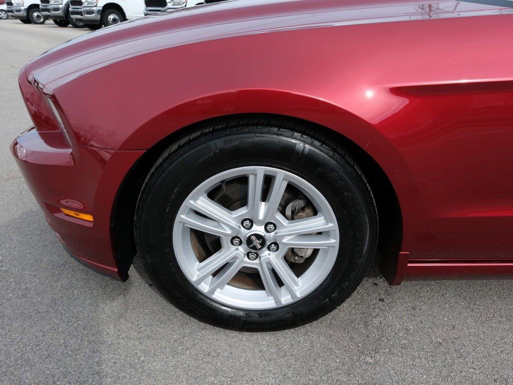 Used 2014 Ford Mustang Coupe image 13