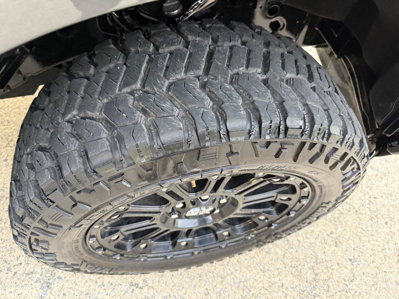 Used 2018 Ford F150 Platinum w/ Equipment Group 701A Luxury AWD/4WD image 16