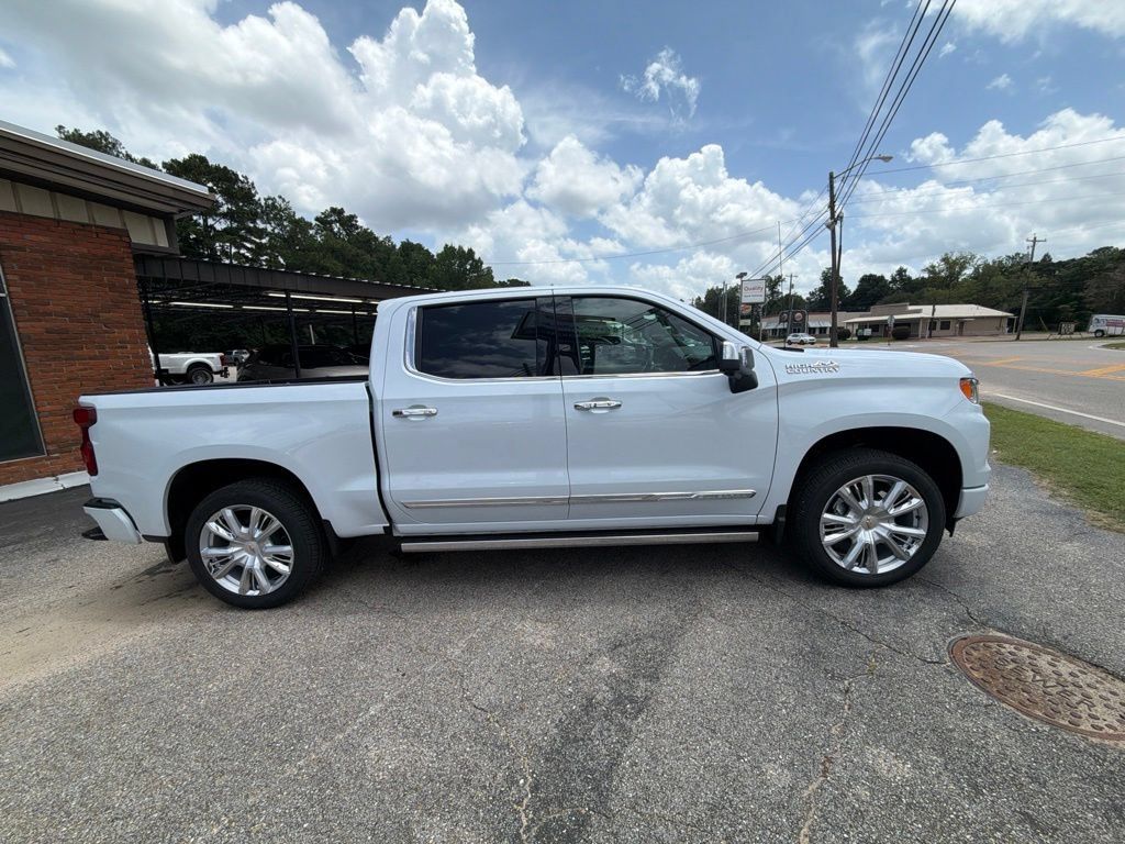 New 2026 Chevrolet Silverado 1500 High Country AWD/4WD image 4