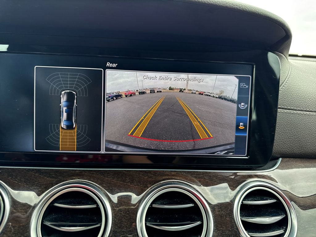 Used 2017 Mercedes-Benz E 300 image 17