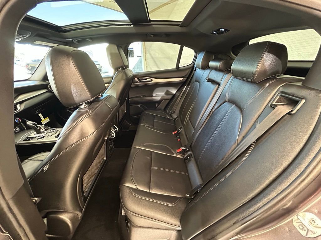 New 2025 Alfa Romeo Stelvio Sprint w/ Convenience Package image 24