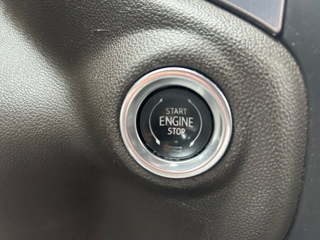 Used 2020 GMC Sierra 1500 SLT w/ SLT Premium Plus Package AWD/4WD image 32