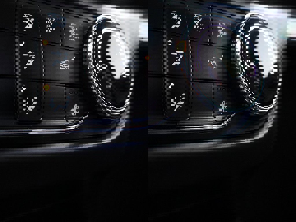 Used 2022 Chevrolet TrailBlazer LT w/ Driver Confidence Package image 37