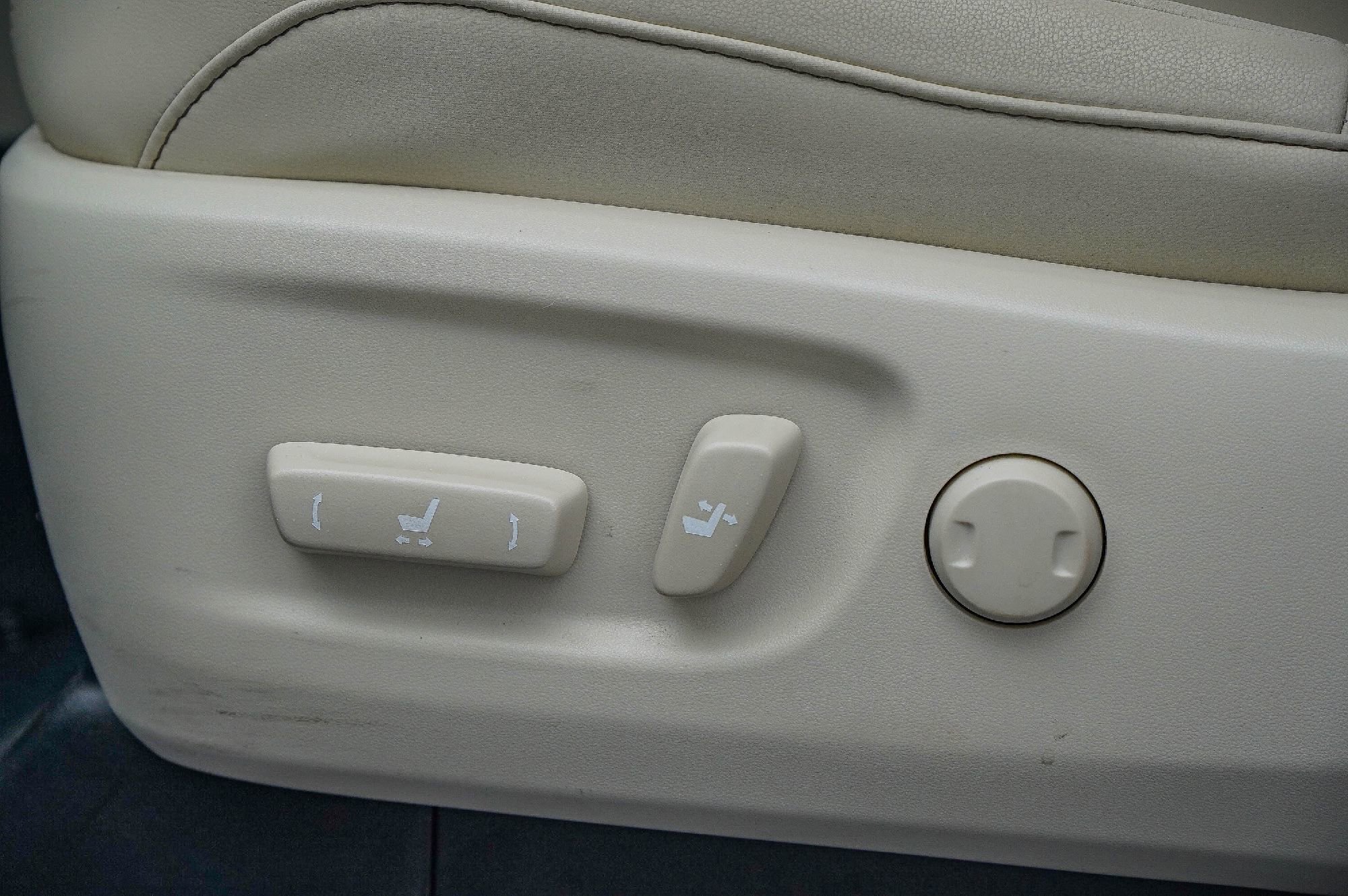 Used 2023 Lexus GX 460 Premium image 24